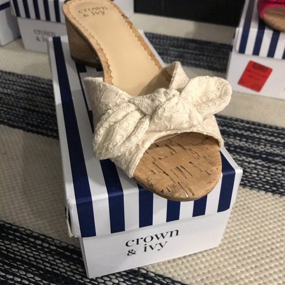 Crowns and ivy cream lace sandals 🤍 NWT - Picture 2 of 2